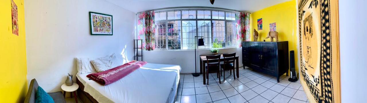 Free Spirit Hostel Γκουανταλαχάρα Εξωτερικό φωτογραφία