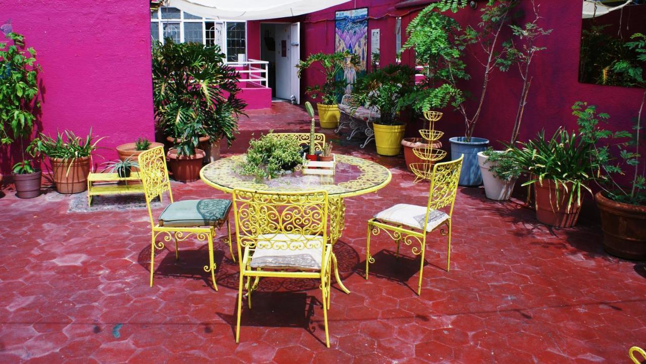 Free Spirit Hostel Γκουανταλαχάρα Εξωτερικό φωτογραφία