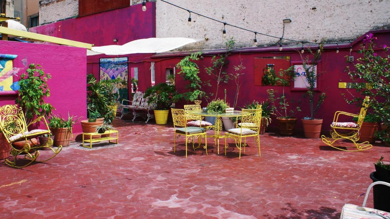 Free Spirit Hostel Γκουανταλαχάρα Εξωτερικό φωτογραφία