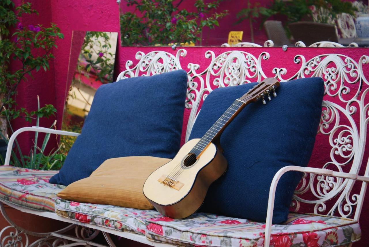 Free Spirit Hostel Γκουανταλαχάρα Εξωτερικό φωτογραφία